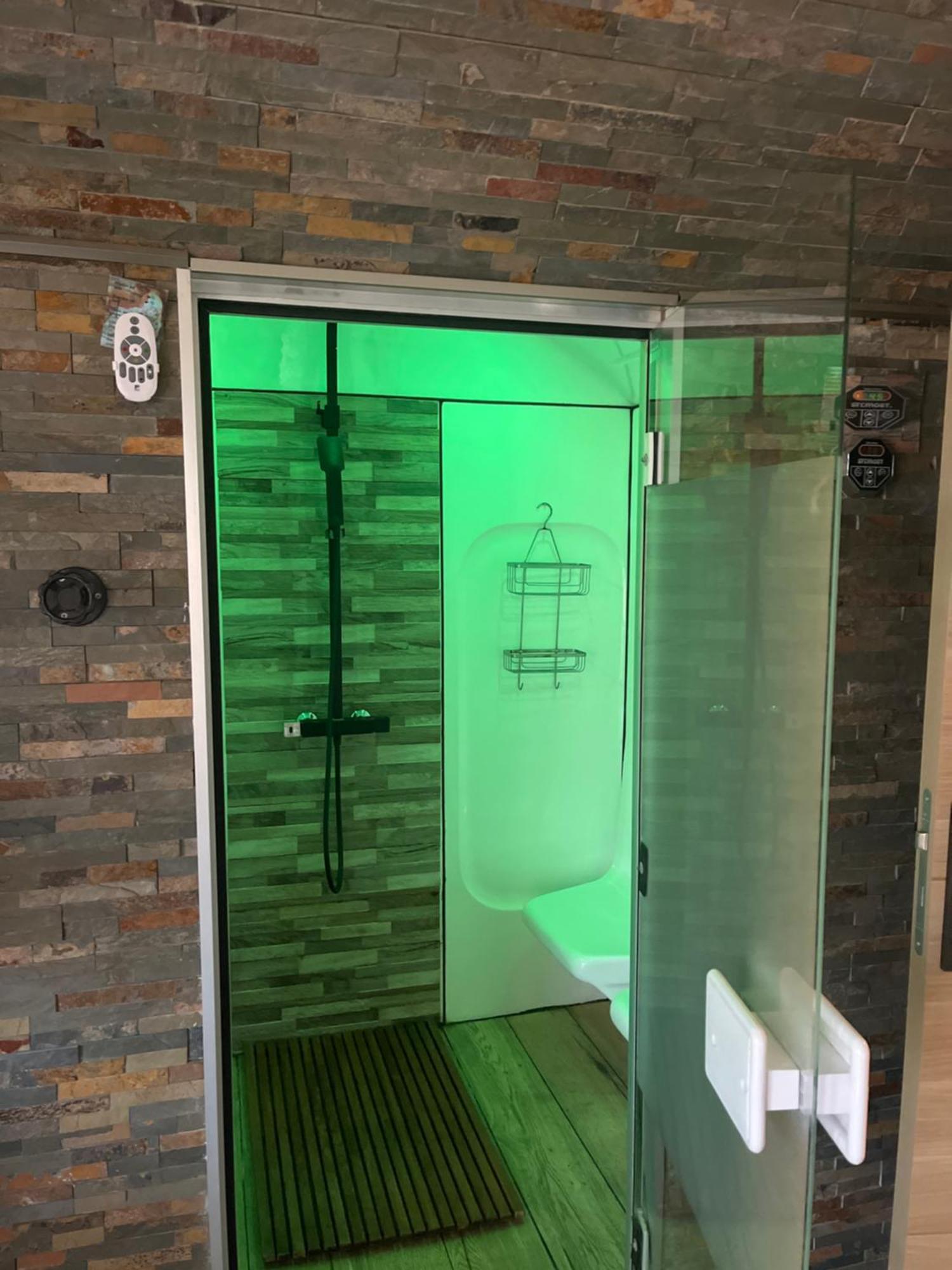 Studio Port Pin Vue Mer, Jacuzzi, Hammam, Parking Prives Cassis Exterior photo